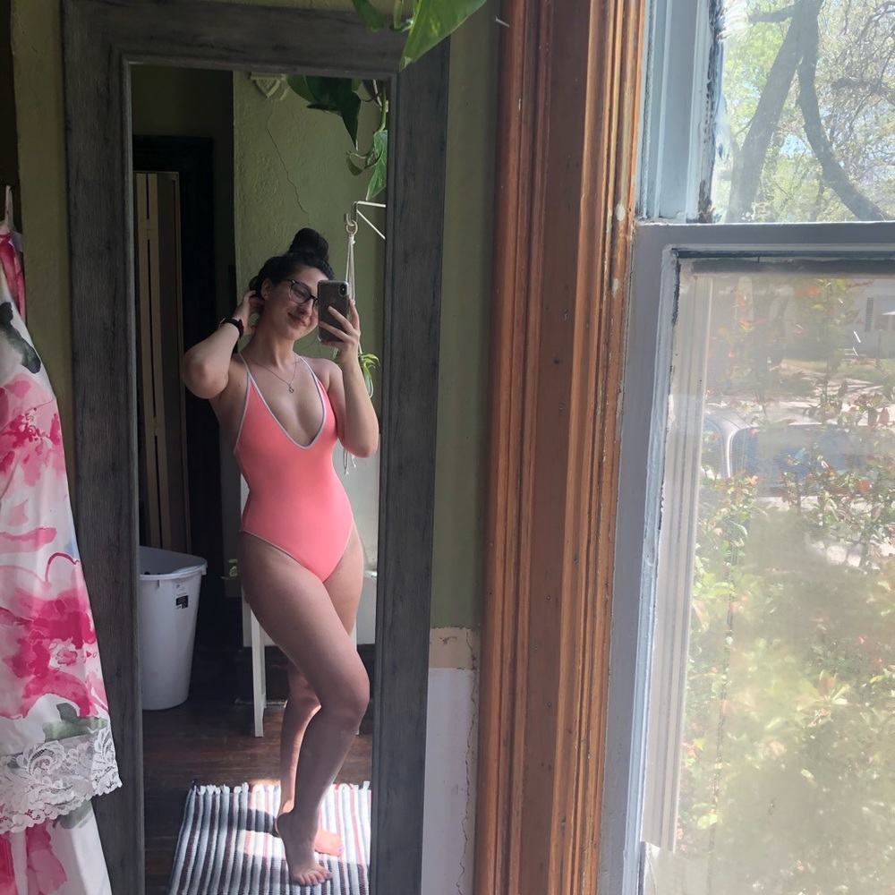 One piece swimming suit